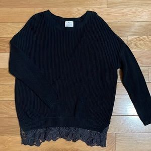 BLACK LACE TRIM SWEATER // size xs